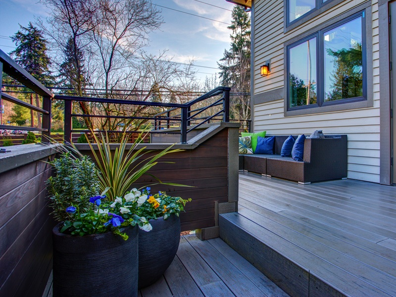 latest deck design trends to watch for in 2026